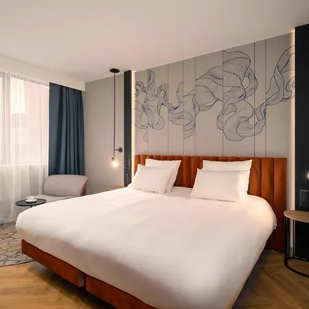 Mercure 4*