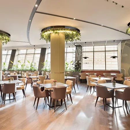 Otel Mercure 4*